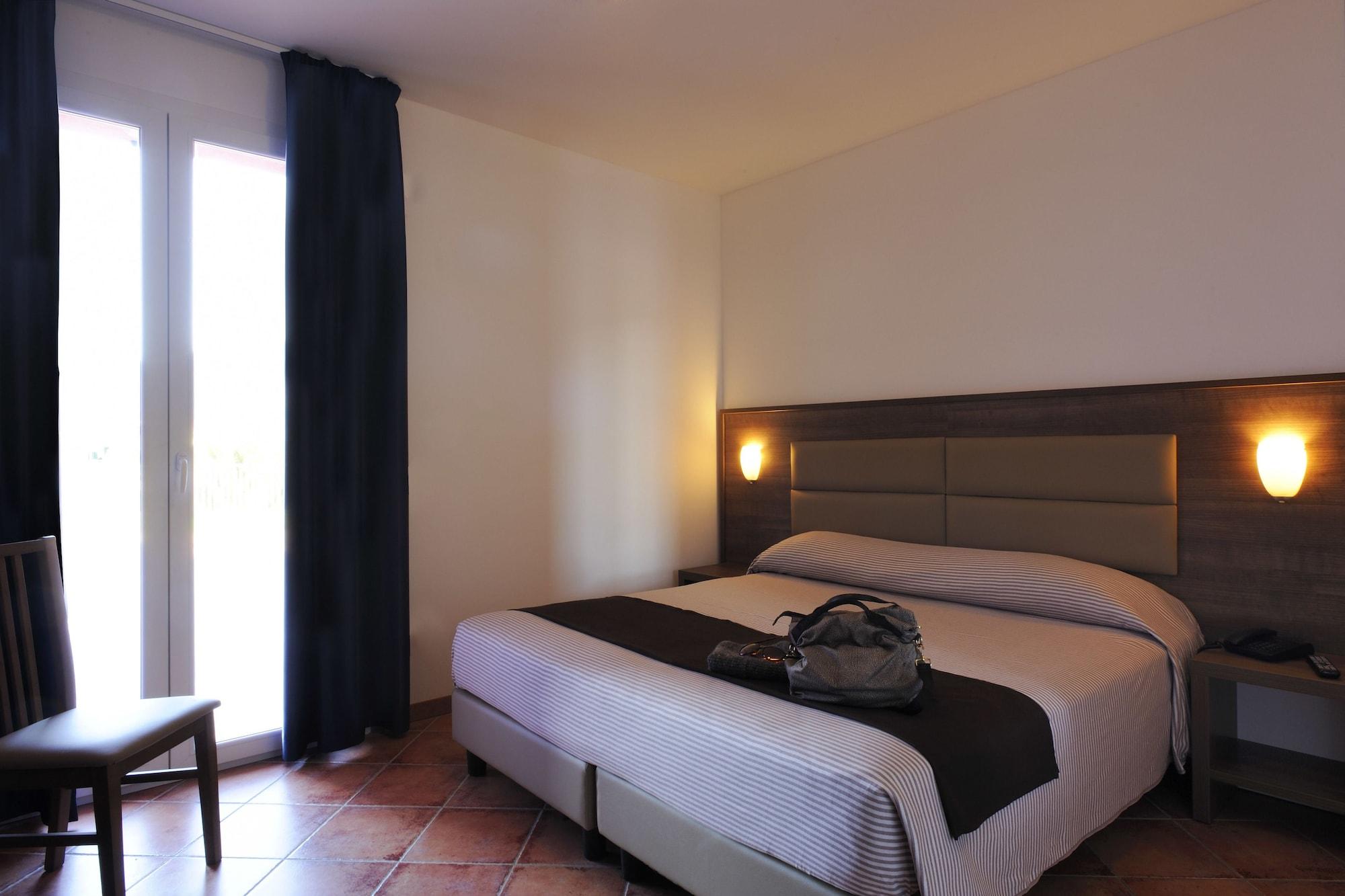 Ai Pozzi Village Resort & Spa โลอาโน ภายนอก รูปภาพ