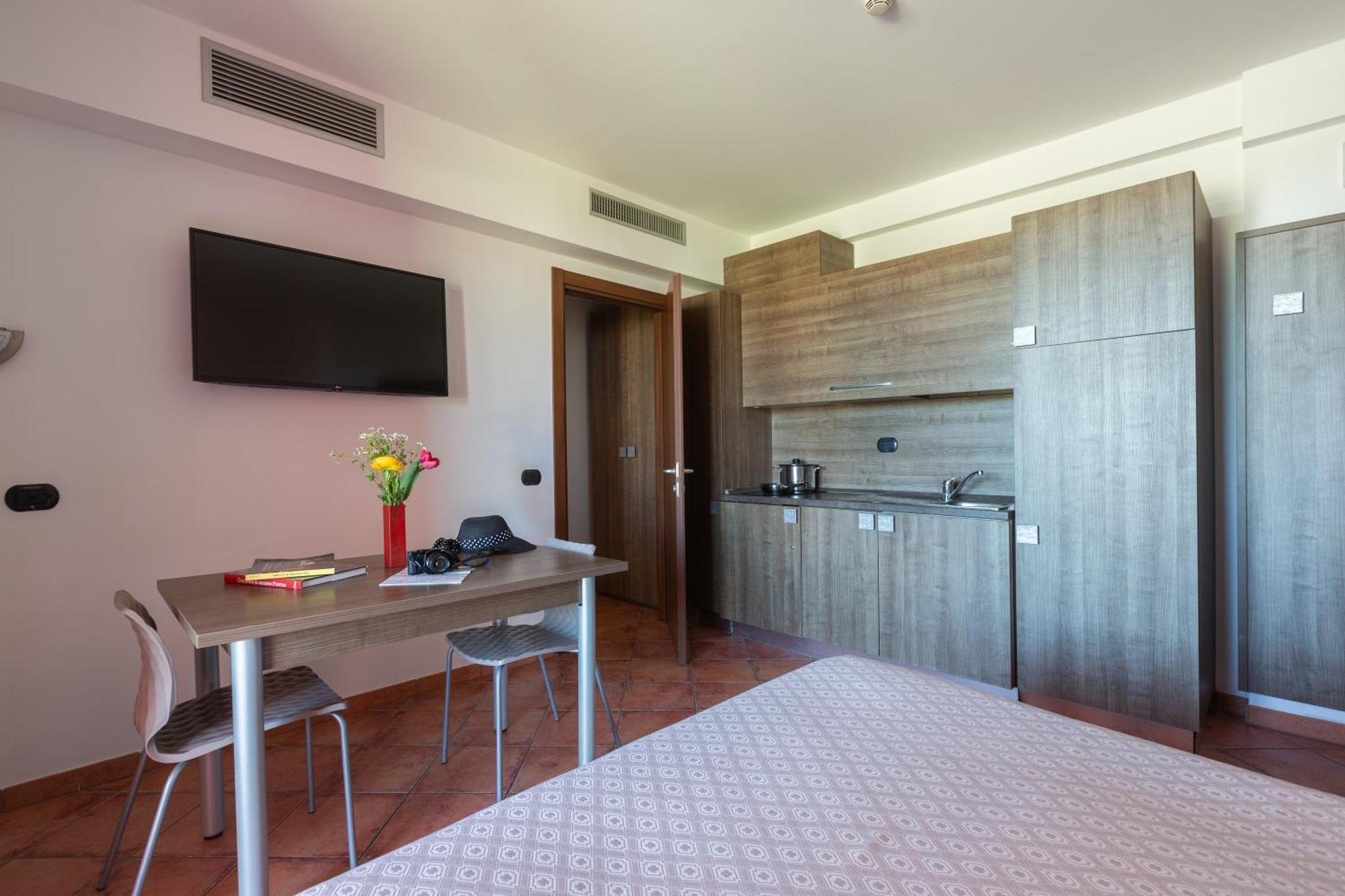 Ai Pozzi Village Resort & Spa โลอาโน ภายนอก รูปภาพ