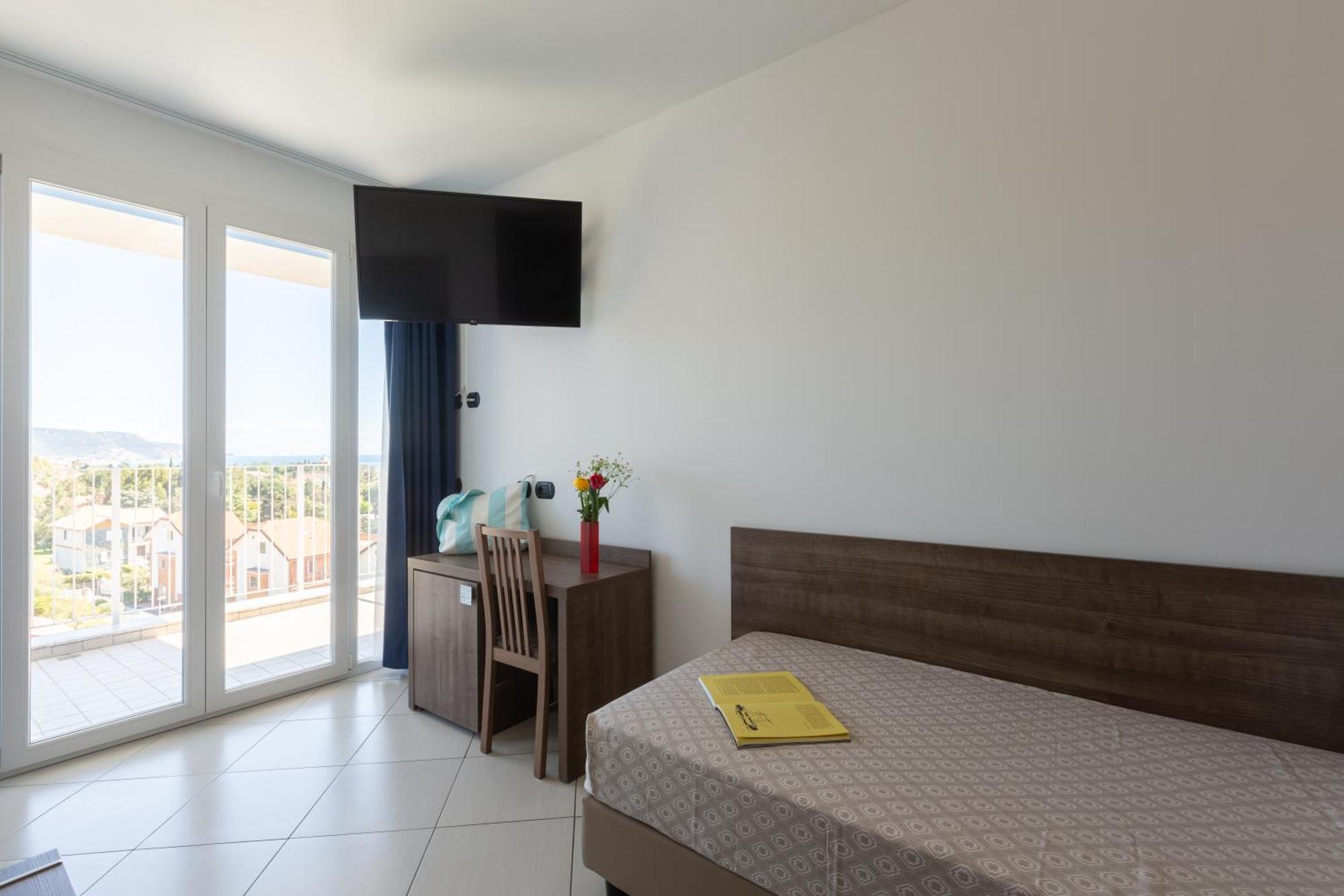 Ai Pozzi Village Resort & Spa โลอาโน ภายนอก รูปภาพ